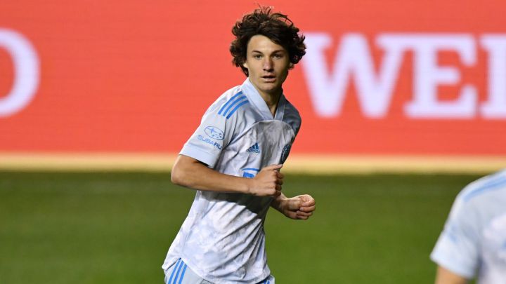 Paxten Aaronson, hermano de Brenden, debutó con Philadelphia en MLS