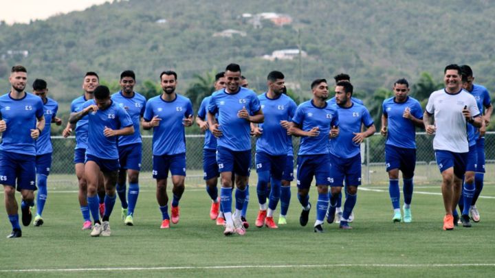 Selección de El Salvador queda atrapada en Islas Vírgenes por el clima