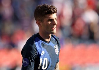 Pulisic entrena niños en los campos de Pensilvania