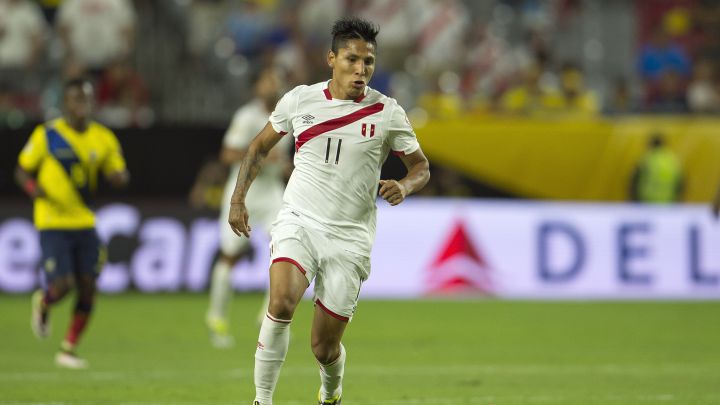 Ruidíaz se unió a la ausencia de jugadores de peso como Farfán y Paolo Guerrero.