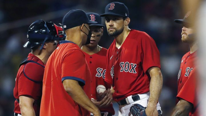 Alex Cora y Nathan Eovaldi con los Red Sox