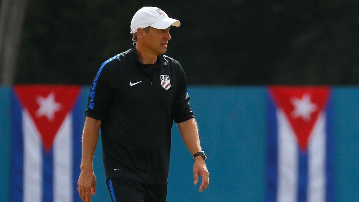 Jürgen Klinsmann en entrenamiento de USA en el Estadio Pedro Marrero.
