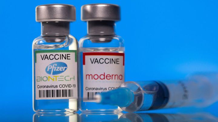 Viral de la vacuna contra el COVID-19 de Pfizer y Moderna