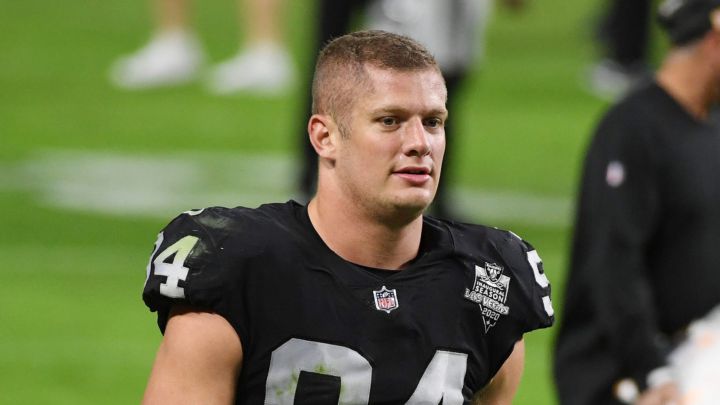 Carl Nassib con los Raiders