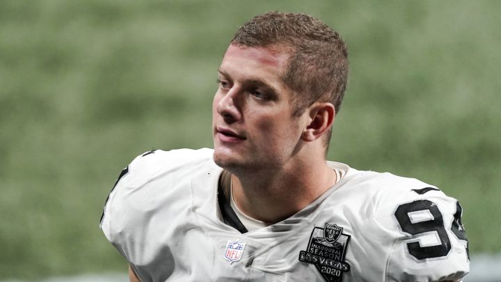 Carl Nassib con los Raiders