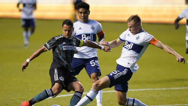 Chicharito es nuevamente líder de goleo en la actual temporada de Major League Soccer.
