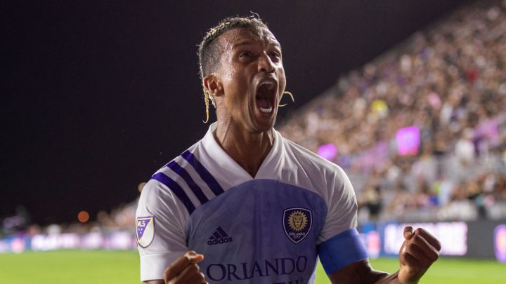 Nani celebra su gol ante la grada en duelo de Inter Miami contra Orlando City.