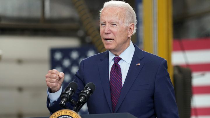 Apoyos económicos a padres de familia: ¿Qué reformas planea hacer el gobierno de Biden?