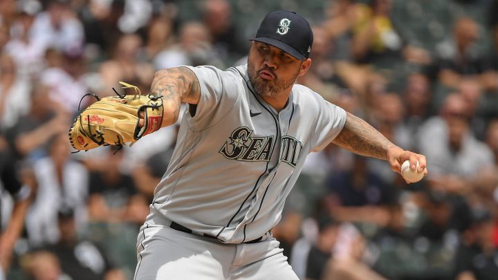 Héctor Santiago con los Mariners