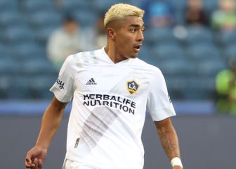 Julián Araujo no se irá de Los Ángeles