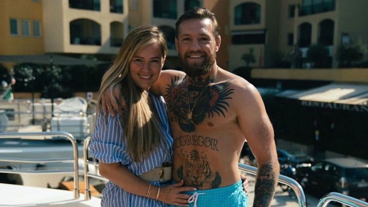 Dee Devlin y Conor McGregor