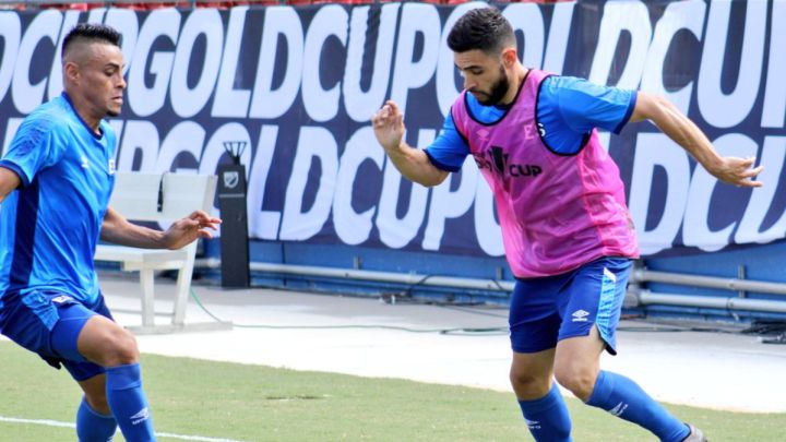 Alex Roldán debutaría con El Salvador ante Guatemala, selección a la que rechazó