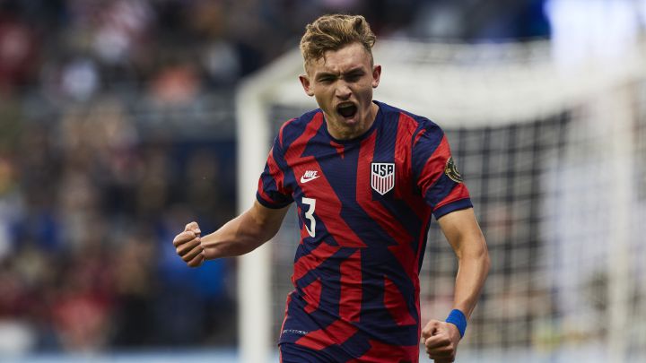 Sam Vines celebra el gol del triunfo de Estados Unidos ante Haití en la Copa Oro 2021.