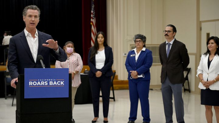 ¿Pueden las personas indocumentadas recibir el segundo estímulo de Golden State en California?