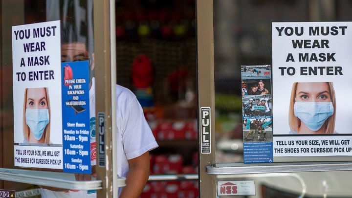 Coronavirus en USA: ¿Por qué Los Ángeles volvió al mandato del uso de mascarilla?