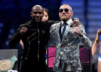 Mayweather se vuelve a burlar de McGregor y su fractura