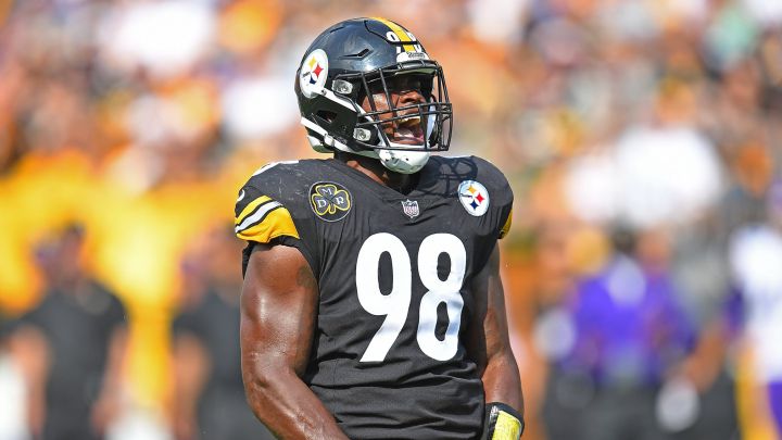 Vince Williams con los Steelers