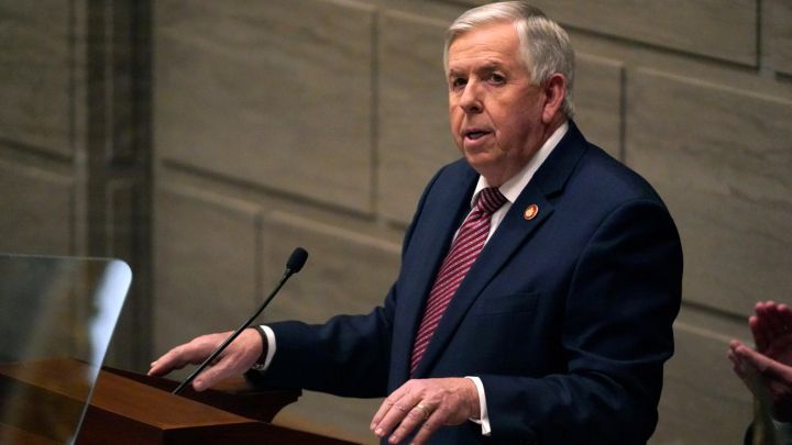 Mike Parson, gobernador de Missouri