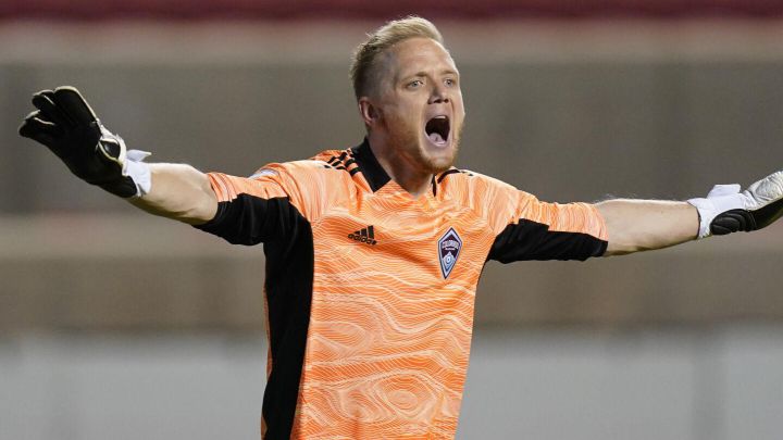 William Yarbrough hace recordar el error de Unai Simón