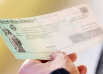 Cheque de $1,000 para educadores: ¿Cómo reclamarlo?