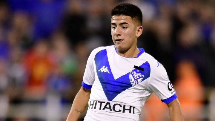 Thiago Almada con el Vélez