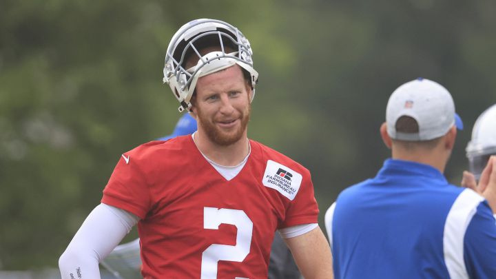 Carson Wentz con los Cotls