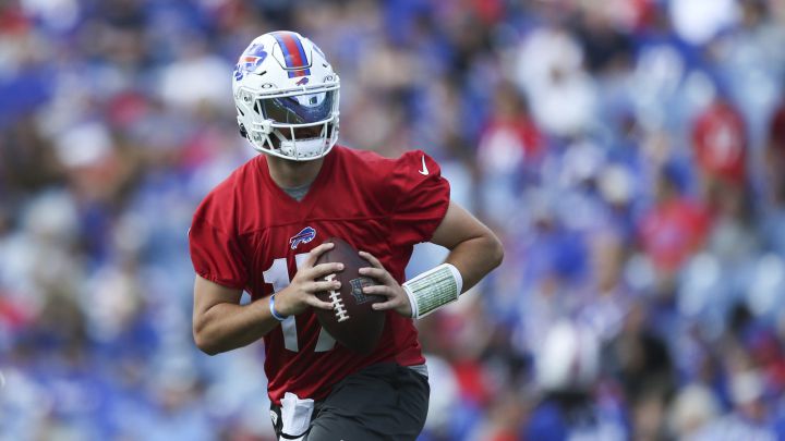 Josh Allen en el training camp de Buffalo Bills.