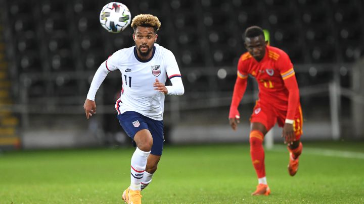 Konrad de la Fuente con USMNT