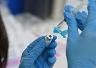 ¿Qué son los anticuerpos monoclonales para el tratamiento del COVID-19?