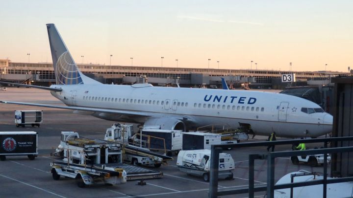 Aerolíneas comerciales de Estados Unidos apoyarán en evacuación de tropas y civiles en Afganistán