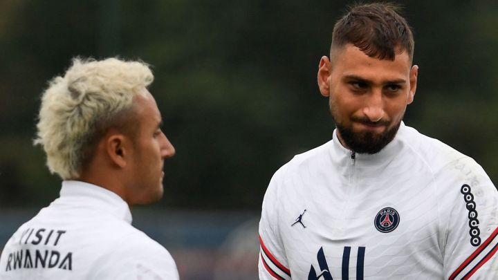 Keylor Navas ha encajado 5 goles en sus primeros 3 partidos de la temporada en Ligue 1; Donnarumma podría tener pronto su primera chance.