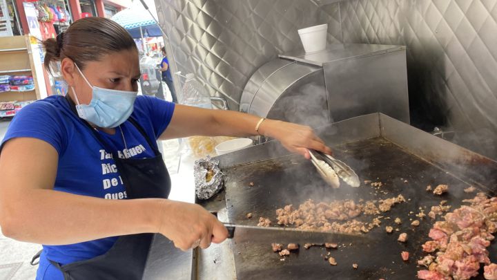 Carmen Calles, la salvadoreña que conquista Los Ángeles con su camión de comida mexicana