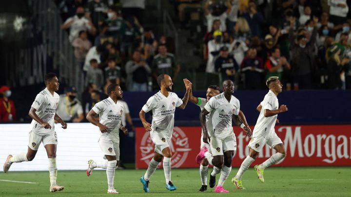 Joveljic marcó su primer gol en la MLS en uno de los partidos más importantes para LA Galaxy este año.