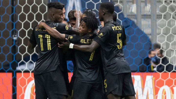 LAFC dejó ir el triunfo en los minutos finales y comienzan a alejarse de puestos de playoffs.