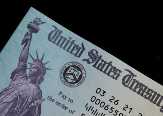 ¿Qué estados dan cheques de $1,000 para maestros?