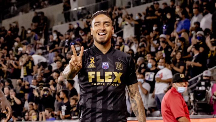 Cristian Arango festeja gol de LAFC ante Real Salt Lake en el Banc of Califronia Stadium.