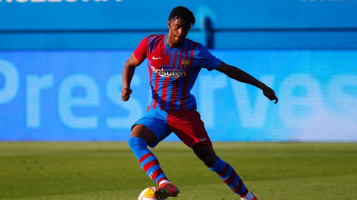 Balde cuenta con doble nacionalidad, pues su madre es de República Dominicana, sin embargo su proceso en selecciones menores lo ha hecho con España