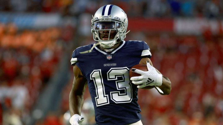 Michael Gallup, wide receiver de los Dallas Cowboys, en el enfrentamiento contra los Tampa Bay Buccaneers.