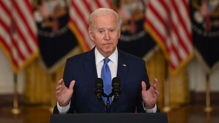 ¿A cuántos estadounidenses se aplica el mandato de vacunación de Biden?