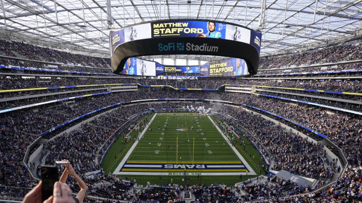 Fans de los Rams en el SoFi Stadium.