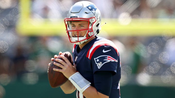 Mac Jones, quarterback de los Pats.