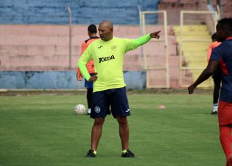 Zarco Rodríguez, ¿posible nuevo DT de Dallas?