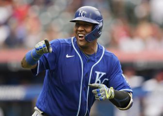 Salvador Pérez impone récord de home runs para un catcher