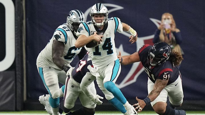 Sam Darnold con los Panthers