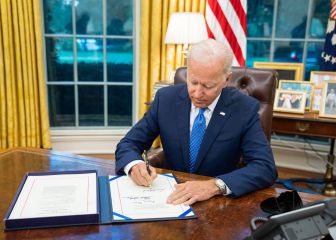 Biden firma proyecto de ley para evitar el cierre parcial del gobierno