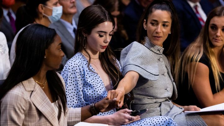 Simone Biles, McKayla Maroney, Aly Raisman y Maggie Nichols cuando testificaron en el Senado