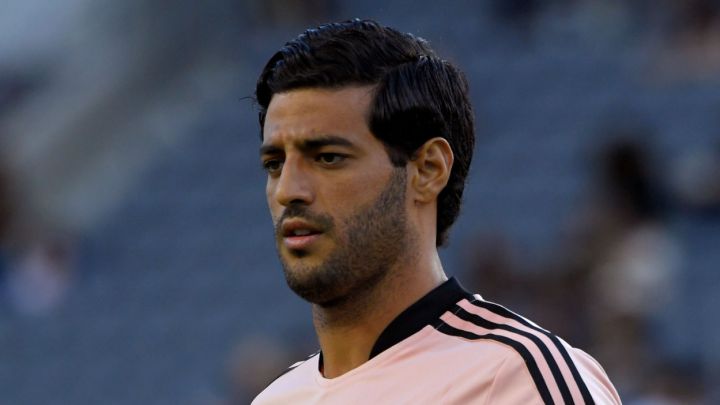 Carlos Vela durante calentamiento de LAFC antes de enfrentar a FC Dallas.