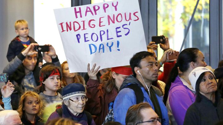 Además del Columbus Day, en algunos estados también se celebra el Día de los Pueblos Indígenas el segundo lunes de octubre. ¿Por qué? Aquí las razones.