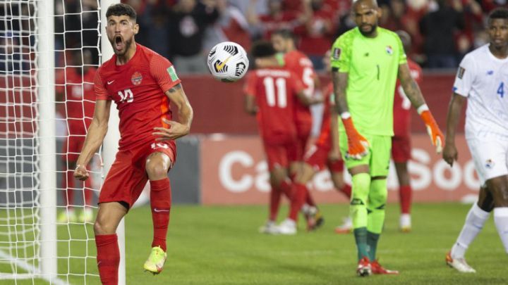 Canadá marcha en tercer lugar de la eliminatoria mundialista