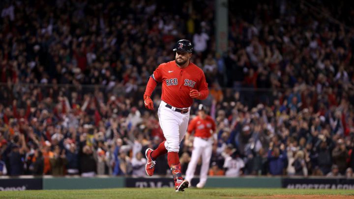 Kyle Schwarber con los Red Sox